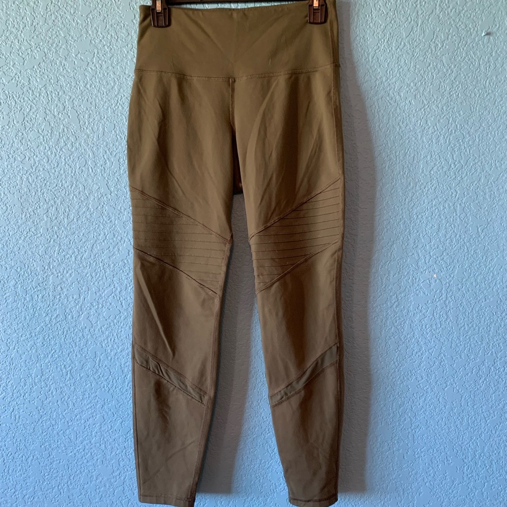 Old Navy olive green leggings